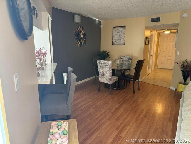 Building Photo - 10451 W Broward Blvd