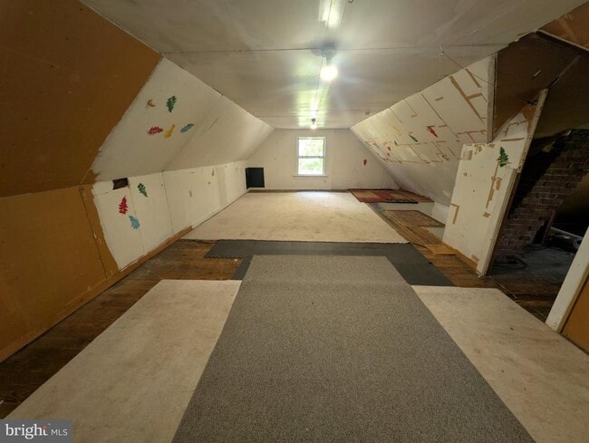 Building Photo - 121 E Friendship Church Rd