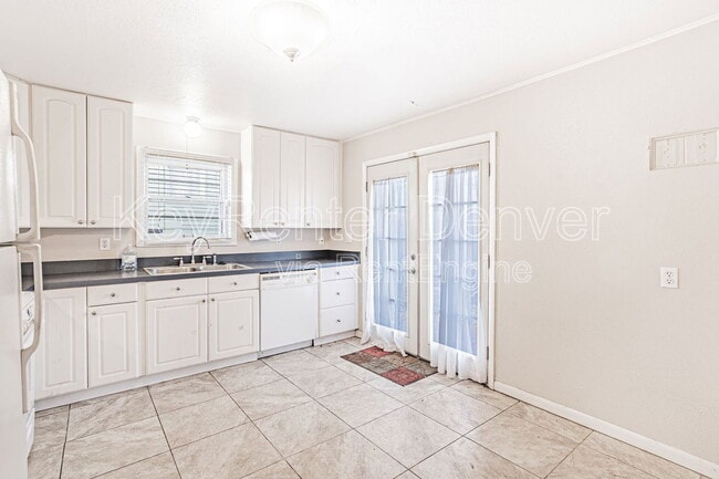 Building Photo - 3935 Wolff St