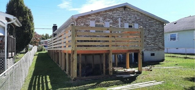 Large Decked - 327 Myers Ave