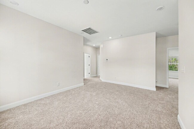 Building Photo - Modern 4BR Home in Raleigh | Great Location