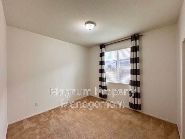 Building Photo - 29675 Ski Ranch St