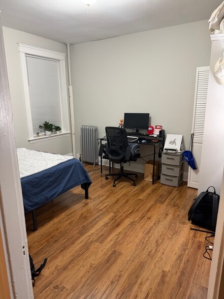 Building Photo - 1193 Commonwealth Ave