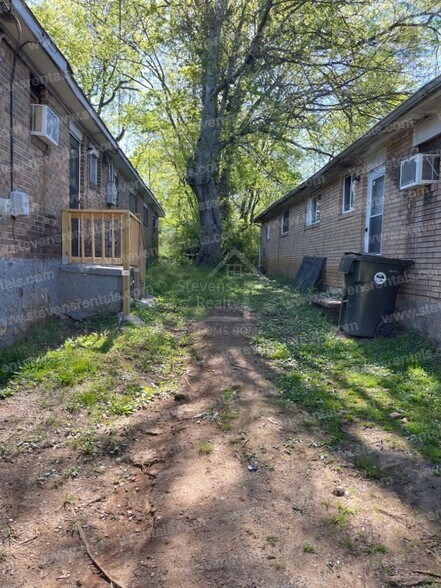 Building Photo - 3518 Ohls Ave