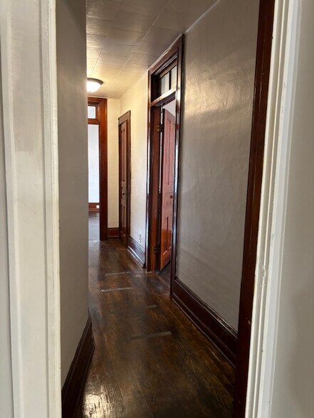 Hallway - 112 1st St