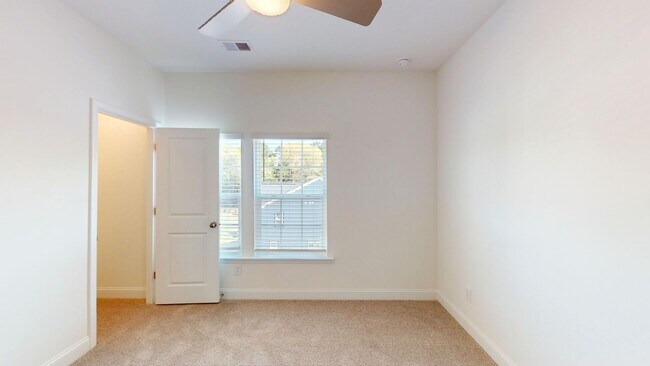 Building Photo - 3108 Butler Hl Dr