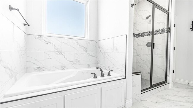 Building Photo - 1100 Quailridge Way