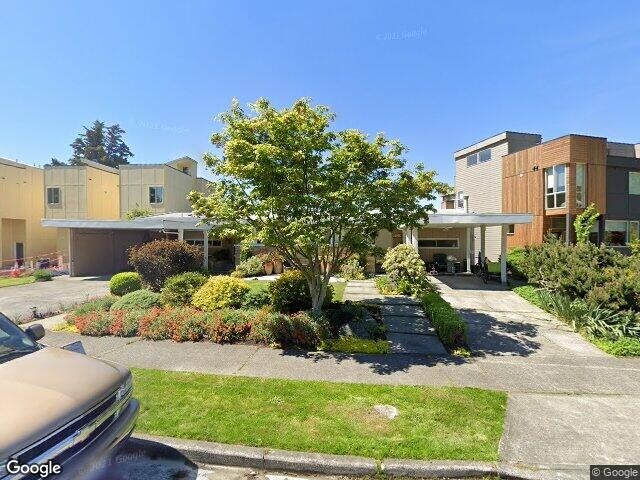 Building Photo - 5019 44th Ave NE