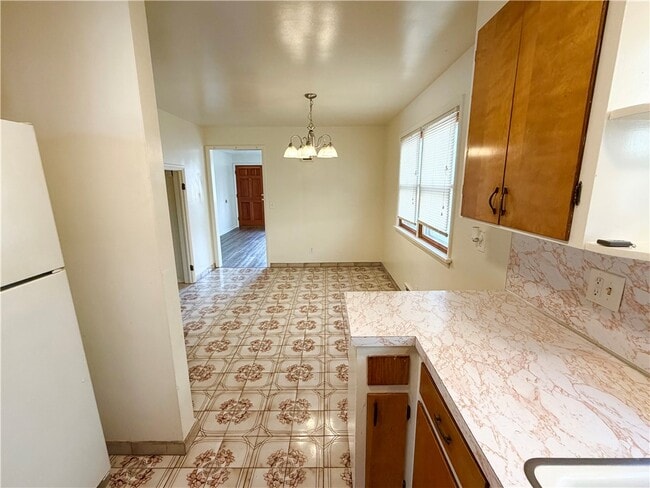 Building Photo - 211 Magnolia Ave