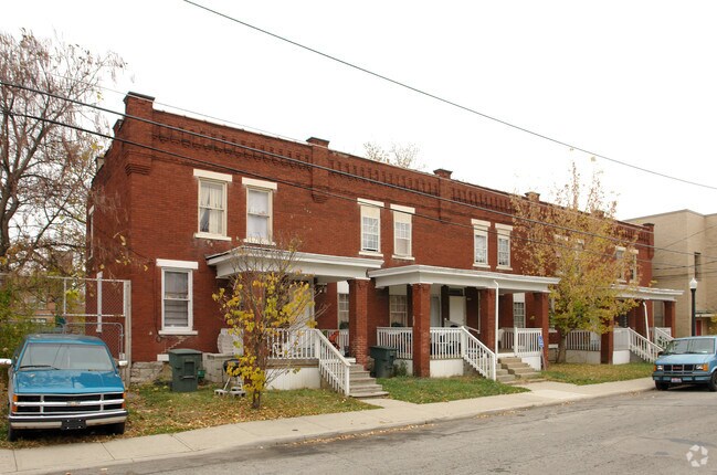 Primary Photo - 996-1006 Mcallister Ave