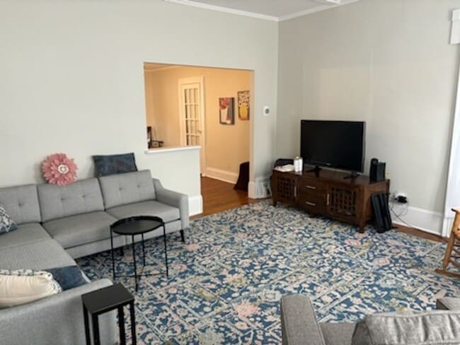 Building Photo - 51 Chestnut