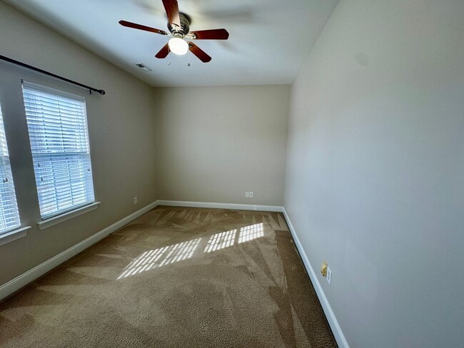 Building Photo - Beautiful 3BR/2.5BA Home in the Ballantyne Area; Great Schools!; Lawn Maintenance Covered