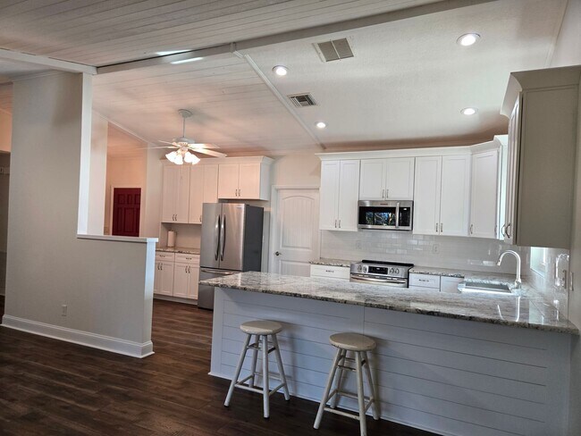 Building Photo - 3/2 in Clermont - No HOA