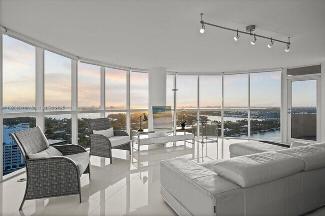 Building Photo - 6301 Collins Ave