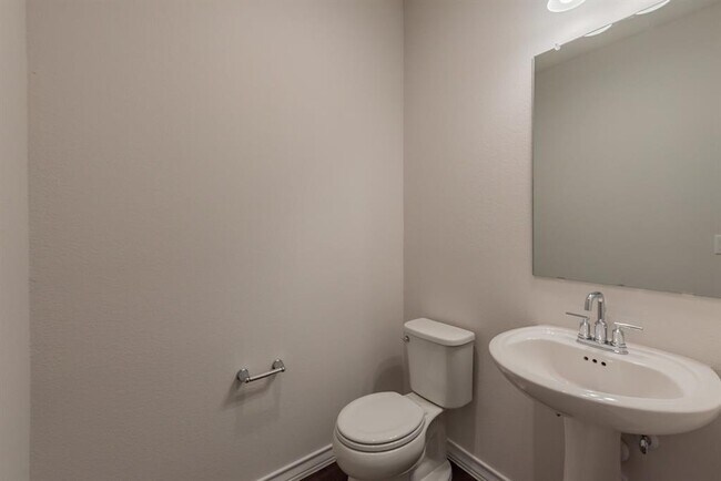 Building Photo - 5302 Mulberry Grove Ln