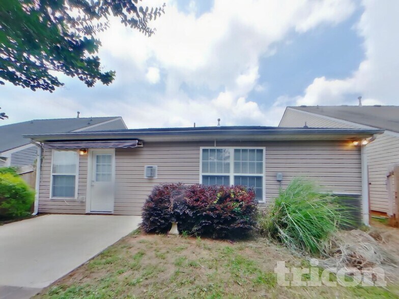 Building Photo - 110 Slate Dr