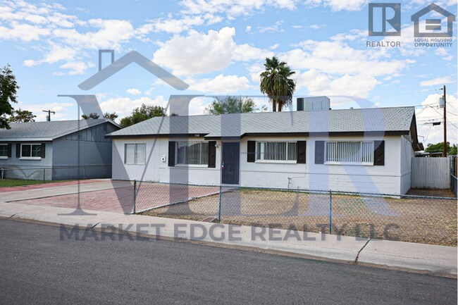 Building Photo - 5Bed/2Bath House at 35th Ave/Cactus! Ready for Immediate Move-In! -- NO HOA!