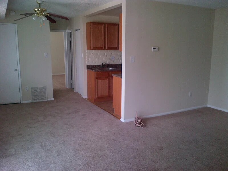 Building Photo - 5410 85th Ave