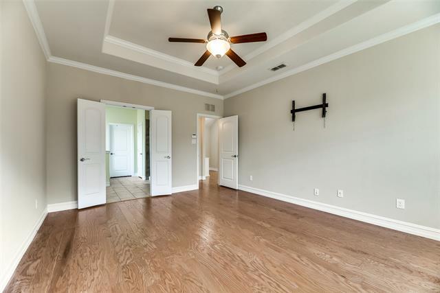 Building Photo - 660 Hobie Point Dr