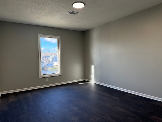 Building Photo - 11631 Garnett St