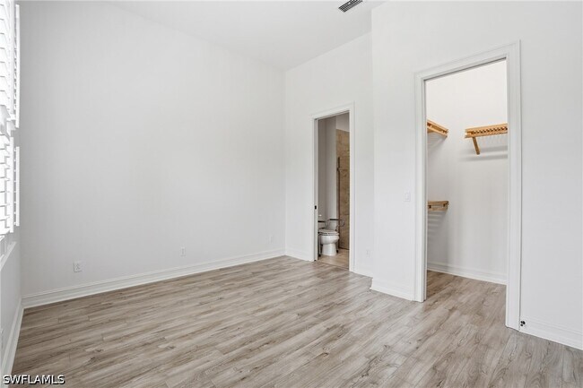 Building Photo - 1311 Jaybird Way