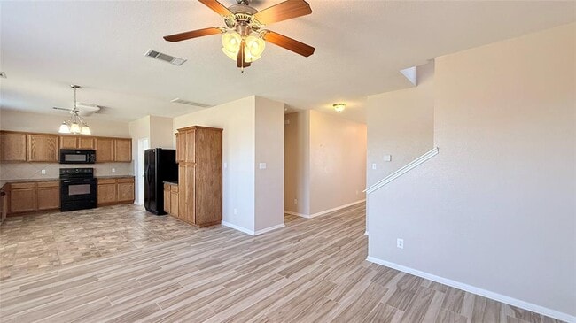 Building Photo - 511 Taurus Dr