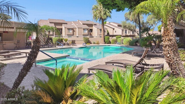 Primary Photo - 7950 E Starlight Way