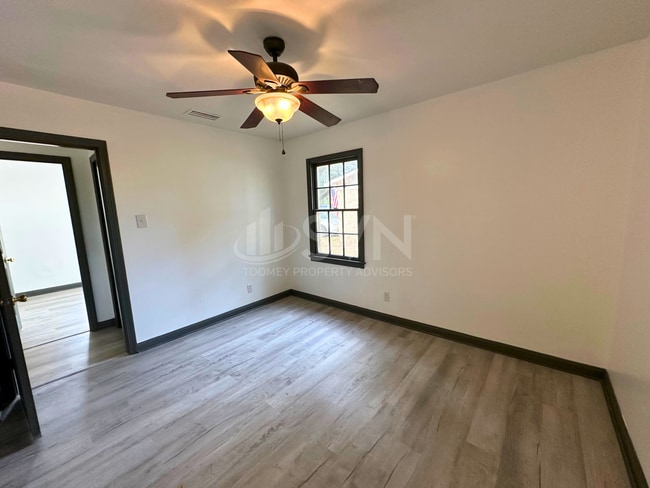 Building Photo - 689 Tarawa Dr