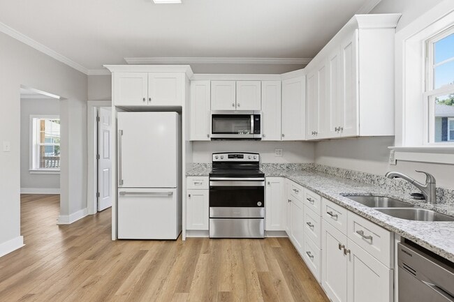 Building Photo - 546 Baltimore Dr