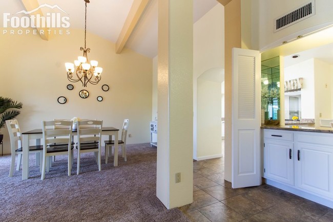 Building Photo - Gated Community at Riverbend