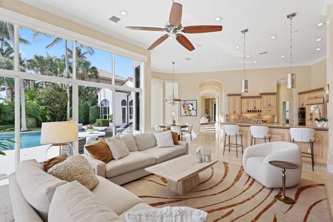 Building Photo - 408 Fisher Ln