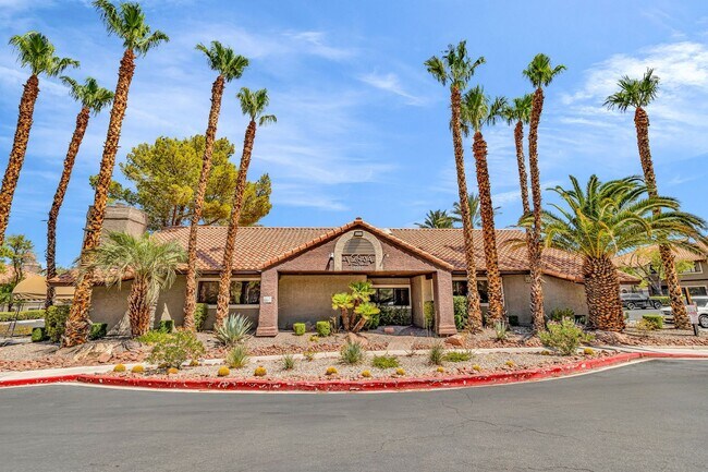 Building Photo - SW!! 2 Bedroom Condo!! 1st Floor!! Newly r...