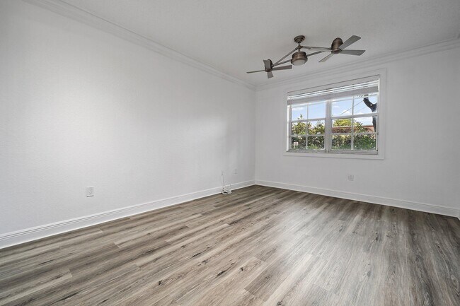 Building Photo - 1803 N Flagler Dr