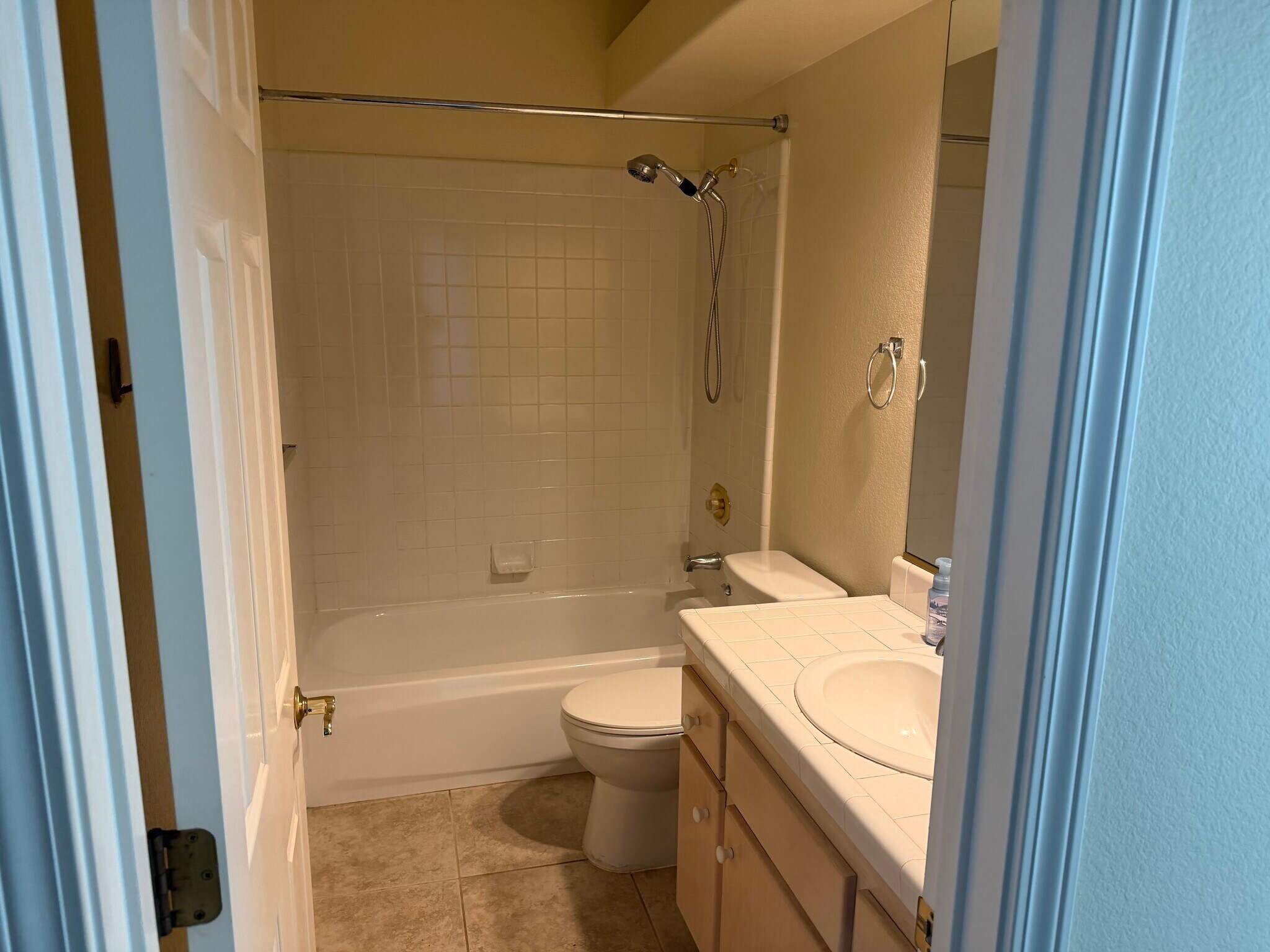 Building Photo - 4933 Charter Rd