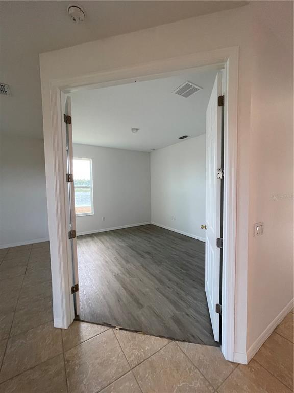 Building Photo - 2269 Waukegan Dr