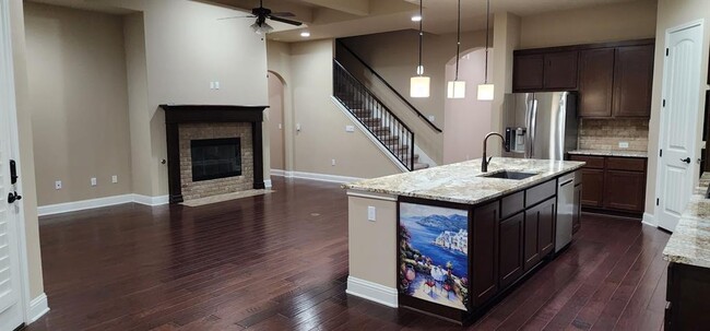 Building Photo - 12624 Cricoli Dr