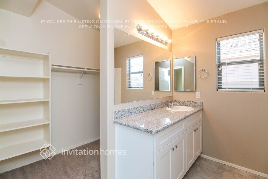 Building Photo - 3663 W Yellow Peak Dr