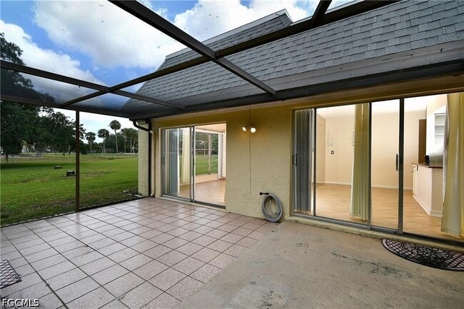 Building Photo - 9 Park Ln Cir