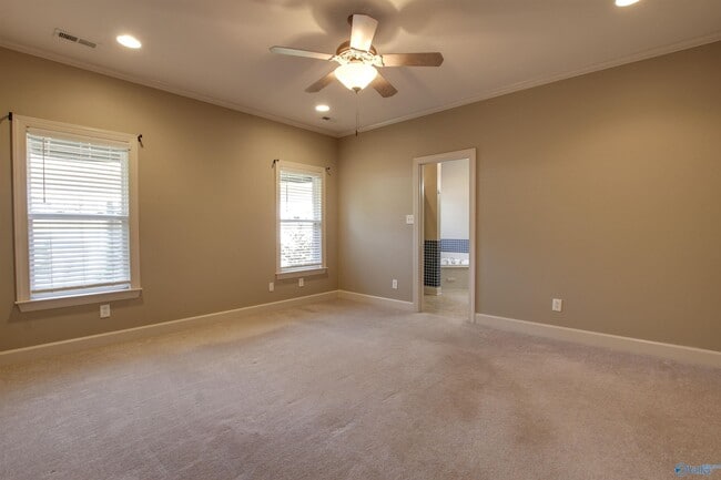 Building Photo - 976 Tracey Ln