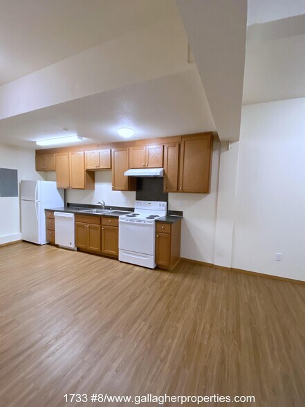 Building Photo - 1733 NW 61st St