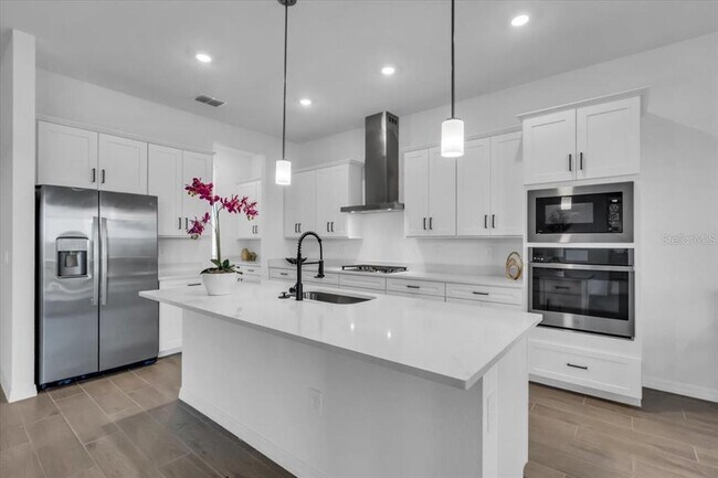 Building Photo - 5522 Lightning Whelk Ln