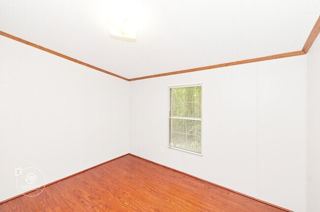 Building Photo - 147 Purity Dr