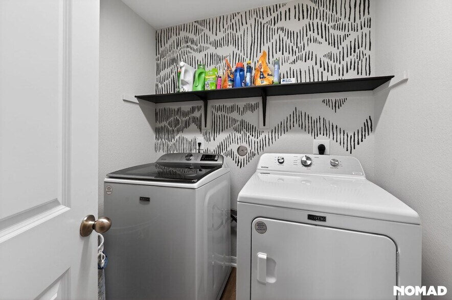 Building Photo - 7328 Hudson Grove Dr