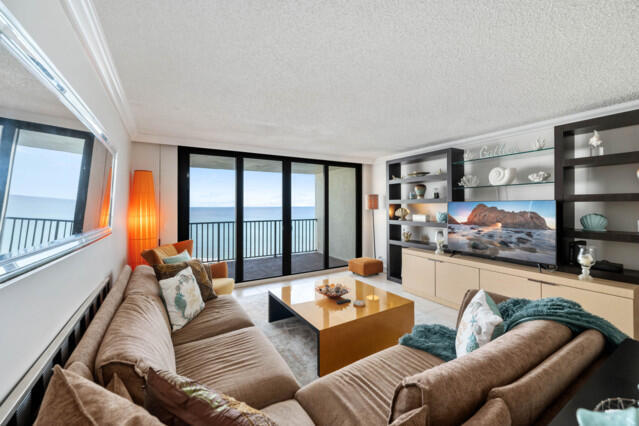 Building Photo - 3610 S Ocean Blvd