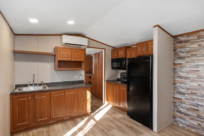 Building Photo - 720 Pritchett Ln