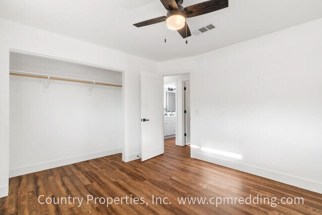 Building Photo - Remodeled Spacious House with Shop on 5 Ac...