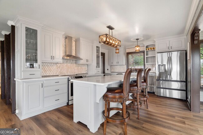 Building Photo - FULLY FURNISHED! Magnificent Panoramic Vie...