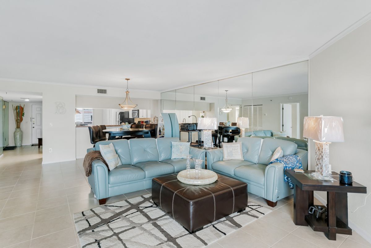 Building Photo - 18400 Gulf Blvd