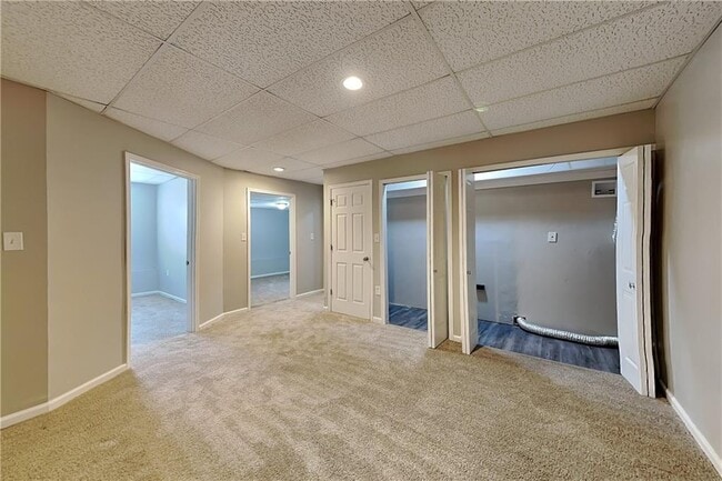 Building Photo - 232 Bomar Ln