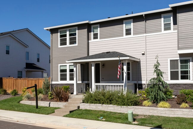 Building Photo - 6533 SW Lupine Ln